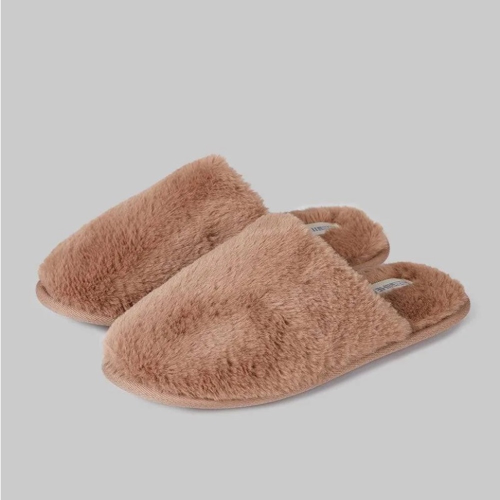 Women’s Slippers